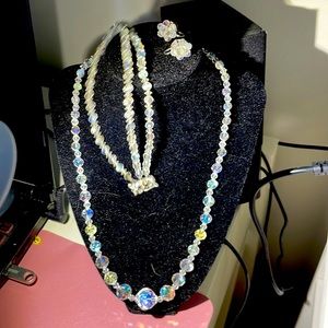 1920’s Aurora Borealis Crystal Necklace, Bracelet and Screw back Earrings